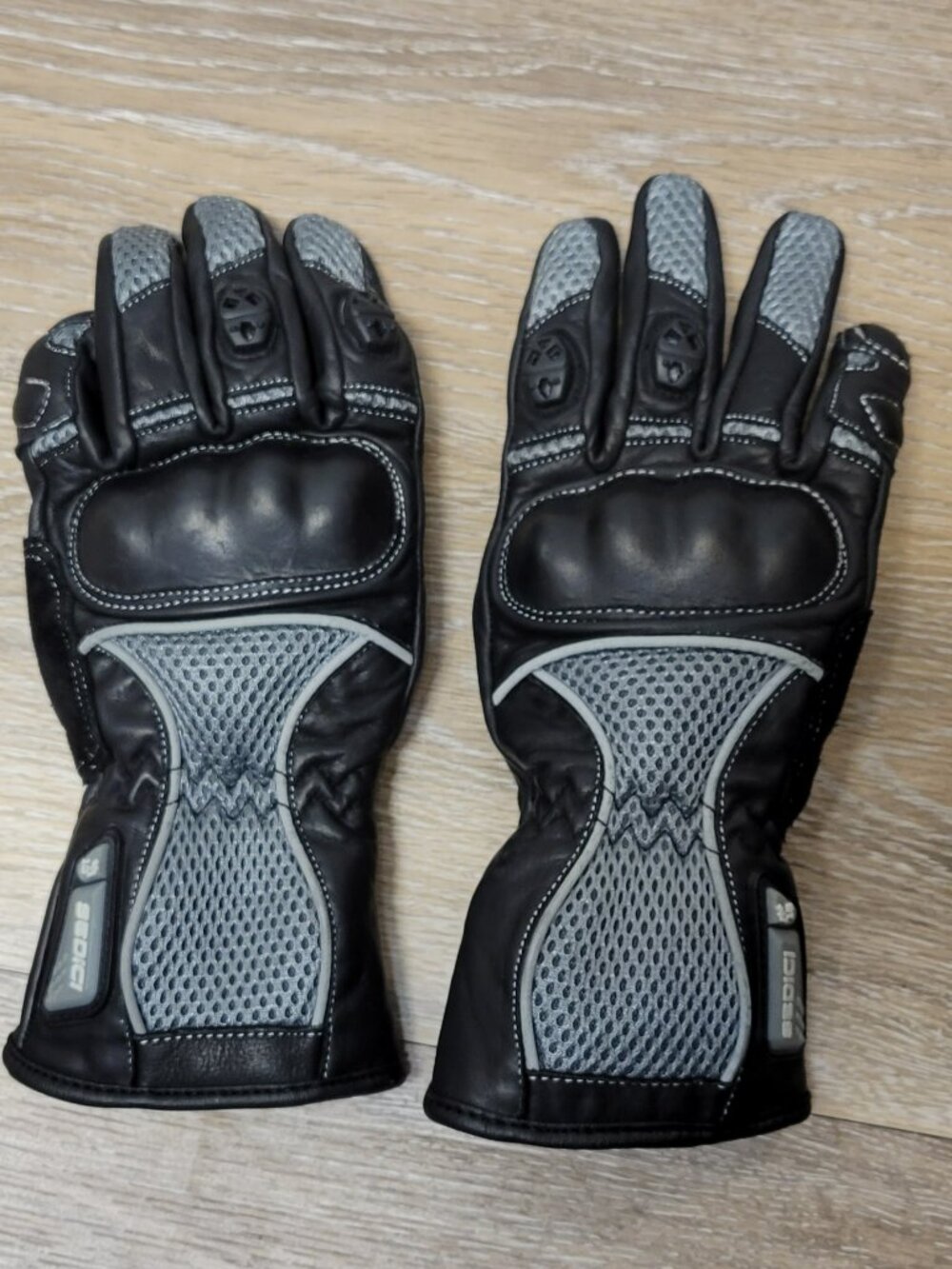 SEDICI Black Leather Motorcycle Gloves - Ladies S (PRE-OWNED)